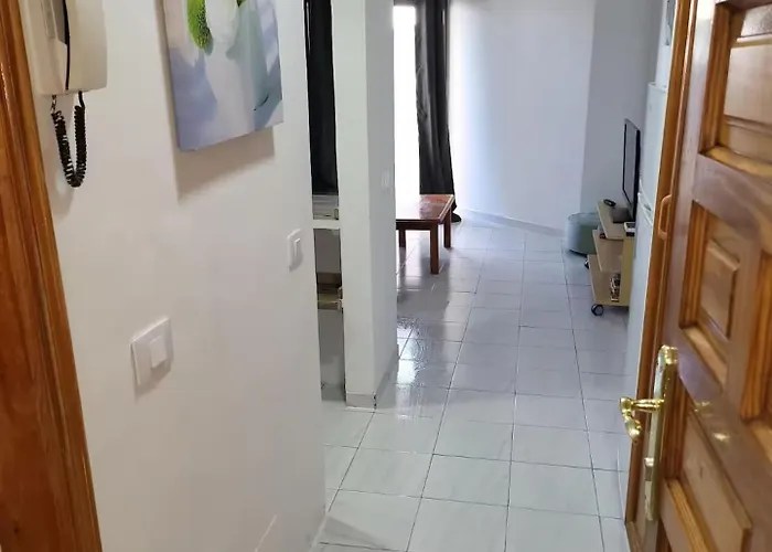 Summerland 13 - Los Cristianos (Tenerife)